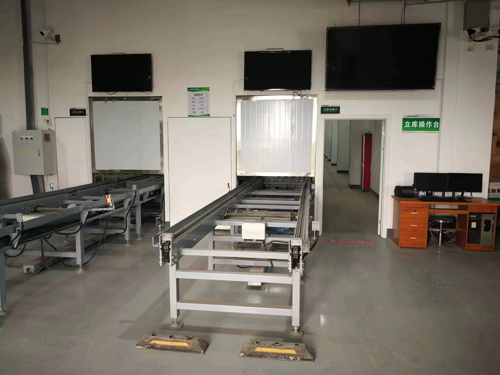 什么是托盤輸送機(jī)？它有哪些特點(diǎn)？